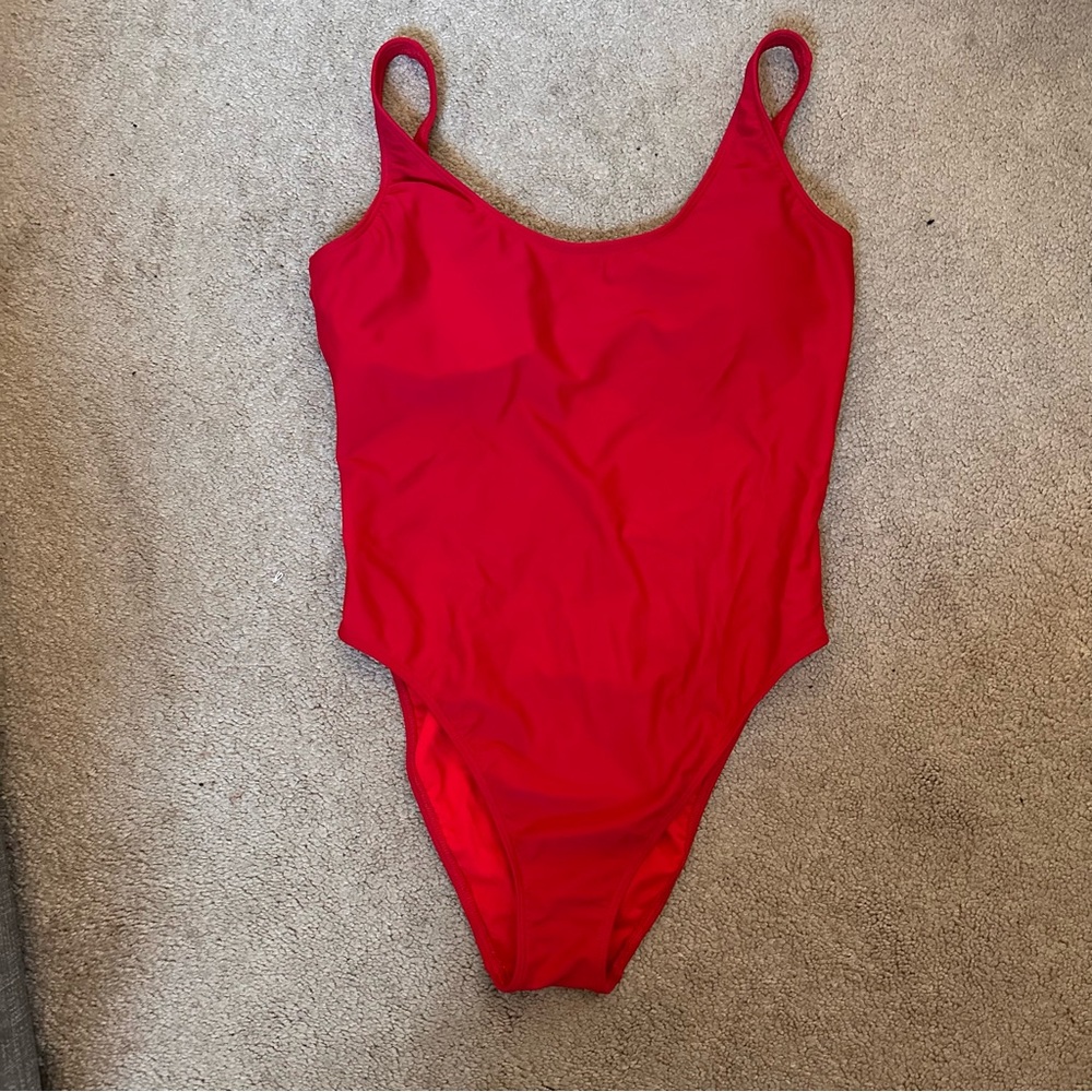 Hollister one piece swimsuit W/ scoop back